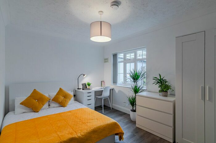 8 Bedroom Bungalow To Rent In Tollhouse Cottages, Dereham Road, New Costessey, Norwich, NR5