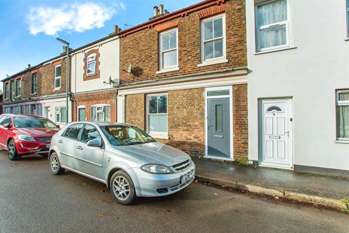 3 Bedroom Terraced House For Sale In High Street, Sutton Bridge, Spalding, PE12