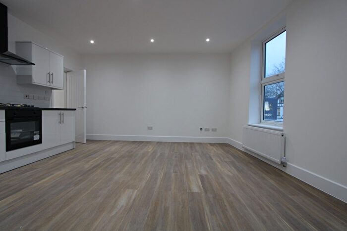 1 Bedroom Flat To Rent In Ledbury Place, Croydon, CR0