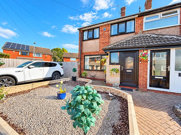 2 Bedroom End Of Terrace House For Sale In Elvira Close, Failsworth, Manchester, M35
