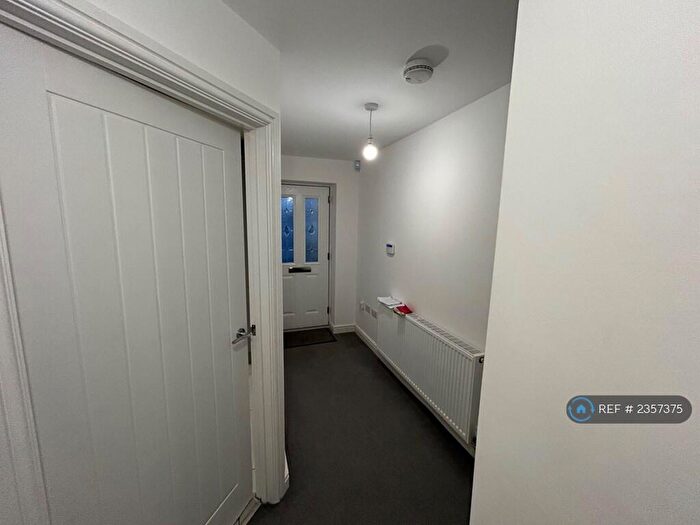 4 Bedroom Semi-Detached House To Rent In Gateford Road, Worksop, S81