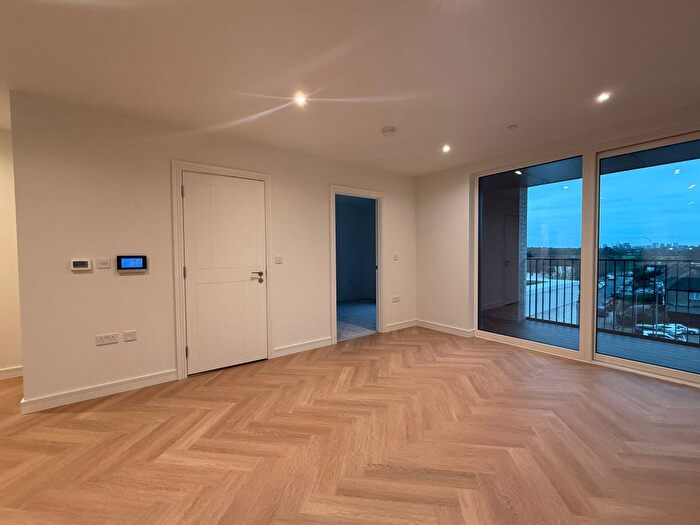 1 Bedroom Flat To Rent In The Hyde, London, NW9