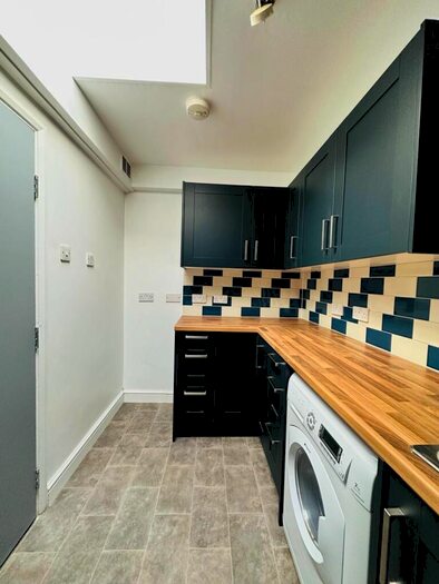 6 Bedroom Terraced House To Rent In Salford Road, Marston, Oxford, OX3