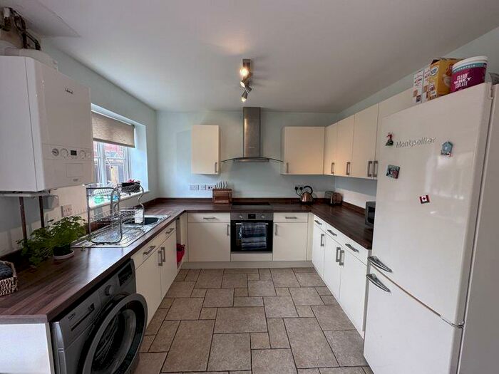 3 Bedroom Semi-Detached House To Rent In Edgefield, Newcastle Upon Tyne, NE27