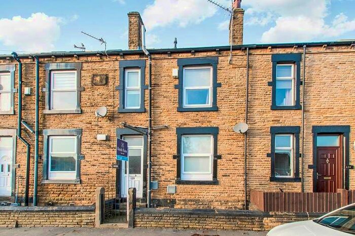 1 Bedroom House To Rent In Gillroyd Mount, Morley, Leeds, West Yorkshire, LS27