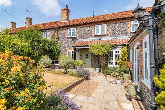 3 Bedroom Cottage For Sale In Cross Lane, Northwold, Thetford, Norfolk, IP26