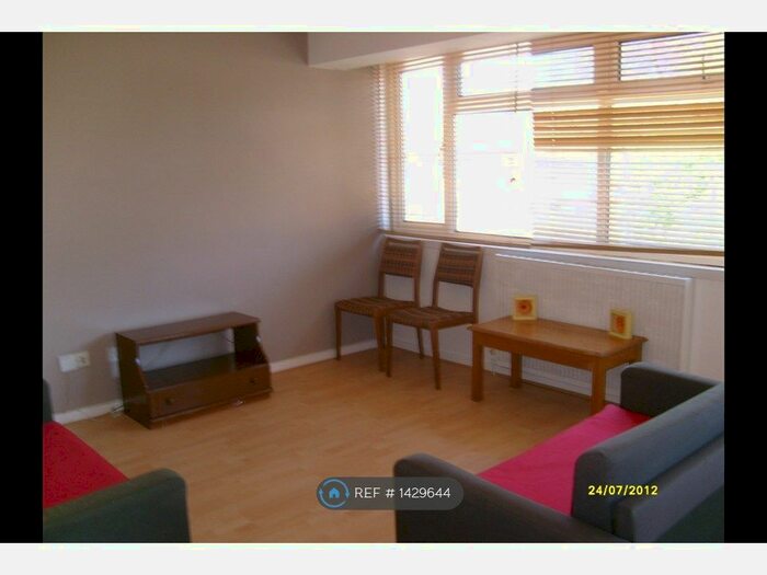 1 Bedroom Flat To Rent In Gurnards Avenue, Milton Keynes, MK6