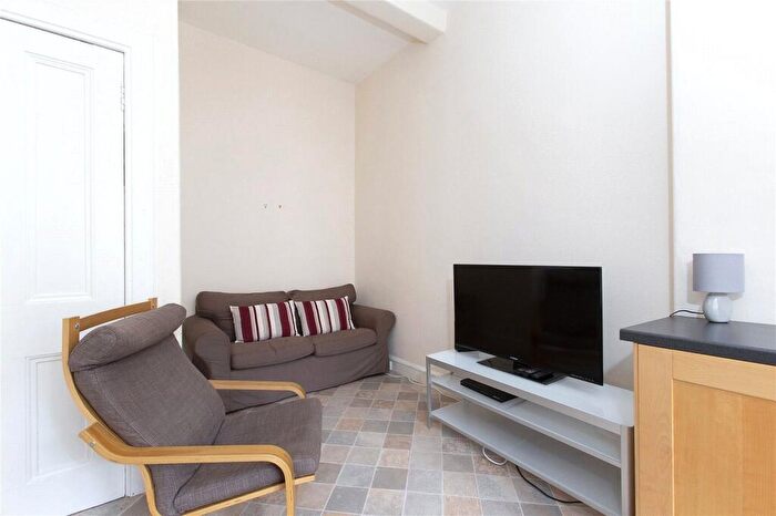 3 Bedroom Flat To Rent In () Marchmont Road, Marchmont, Edinburgh, EH9