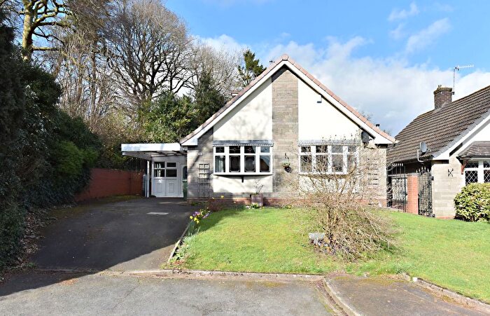 3 Bedroom Bungalow For Sale In Wordsley, Horsham Avenue, DY8