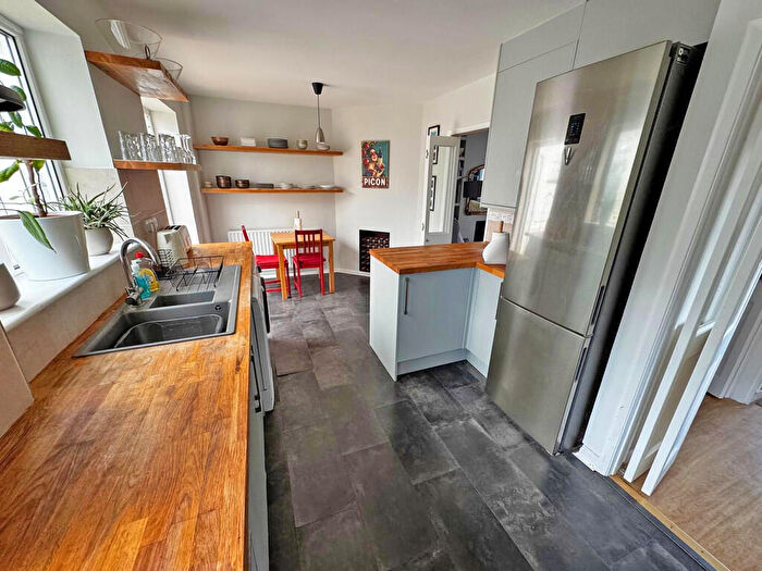 2 Bedroom End Of Terrace House For Sale In Williams Road, Shoreham-by-Sea, BN43