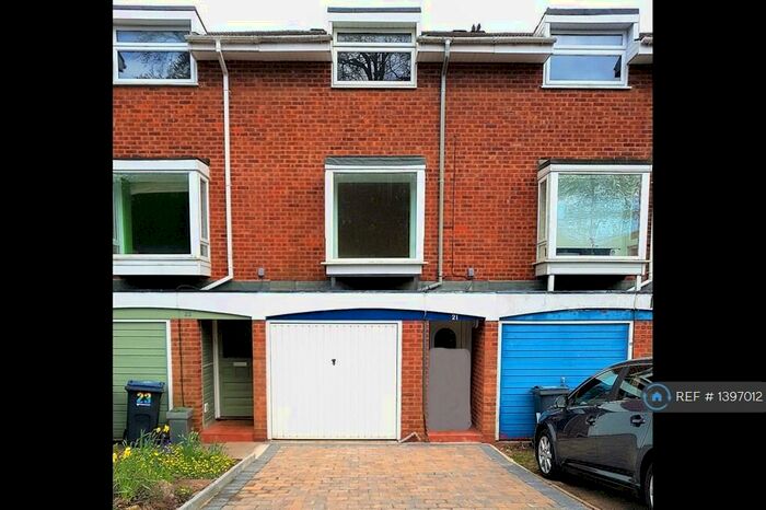 3 Bedroom Terraced House To Rent In Kestrel Grove, Birmingham, B30