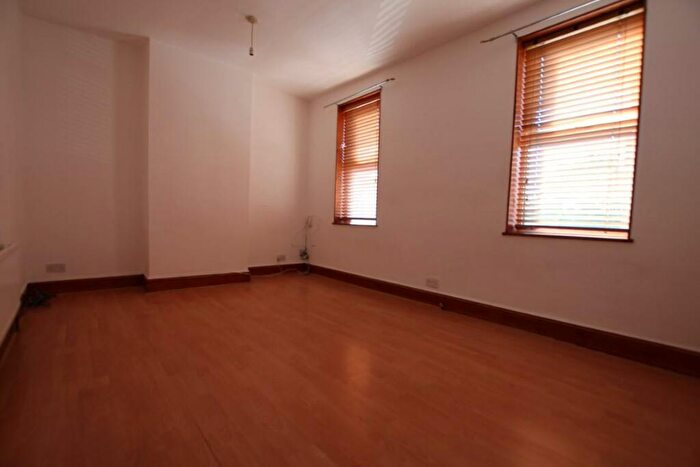 3 Bedroom Terraced House For Sale In Hanbury Road, Tottenham Hale, London, N17