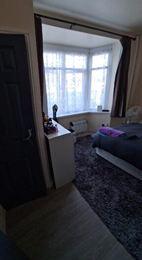 1 Bedroom Flat To Rent In Russell Road, Birmingham, B28