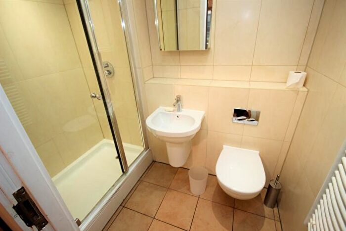 2 Bedroom Apartment To Rent In The Met Apartments Hilton Street, M1