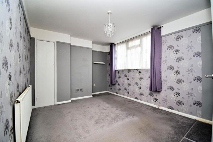 1 Bedroom Maisonette To Rent In King Edward Road, Basildon, SS15