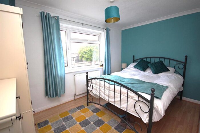 2 Bedroom House For Sale In Belvedere Gardens, Seaford, BN25