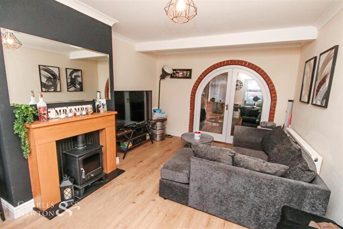 3 Bedroom Terraced House For Sale In Cromford Road, Langley Mill, NG16