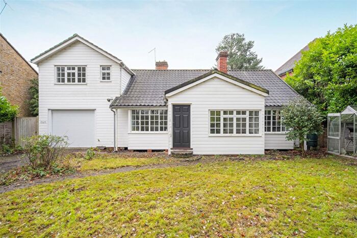 3 Bedroom Detached House To Rent In Locks Ride, Ascot, SL5