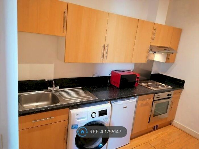 1 Bedroom Flat To Rent In Mcilroys Building, Reading, RG1