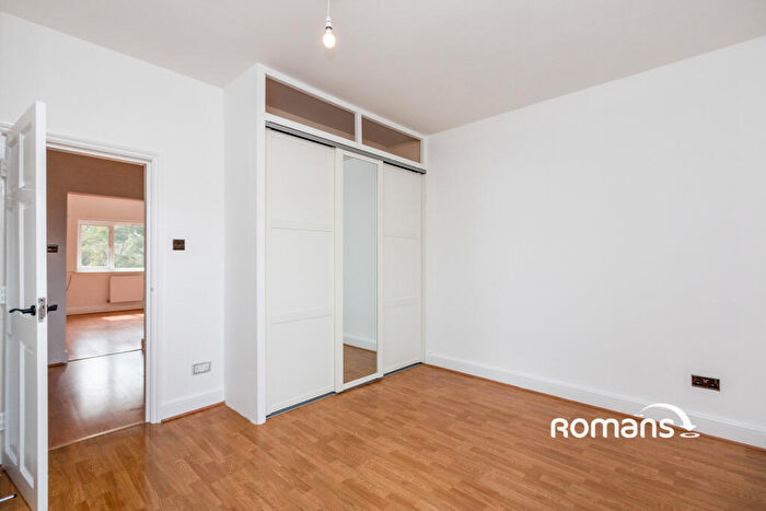 2 Bedroom Flat To Rent In Falkners Close, Fleet, Hampshire, GU51