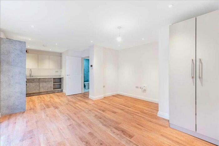 1 Bedroom Studio To Rent In Kimberley House, Miskin Road, Dartford, DA1