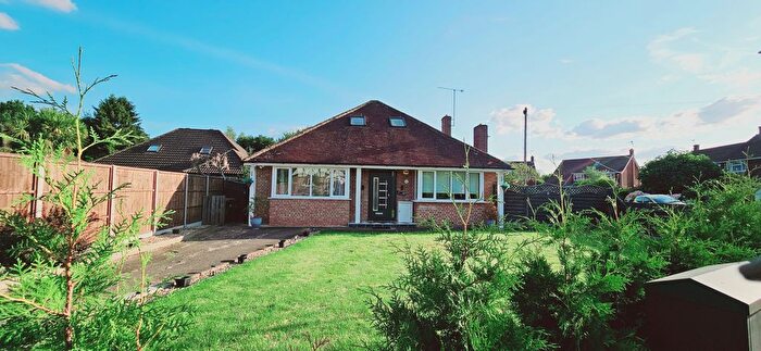 5 Bedroom Detached Bungalow For Sale In Lower Cippenham Lane, Slough, SL1