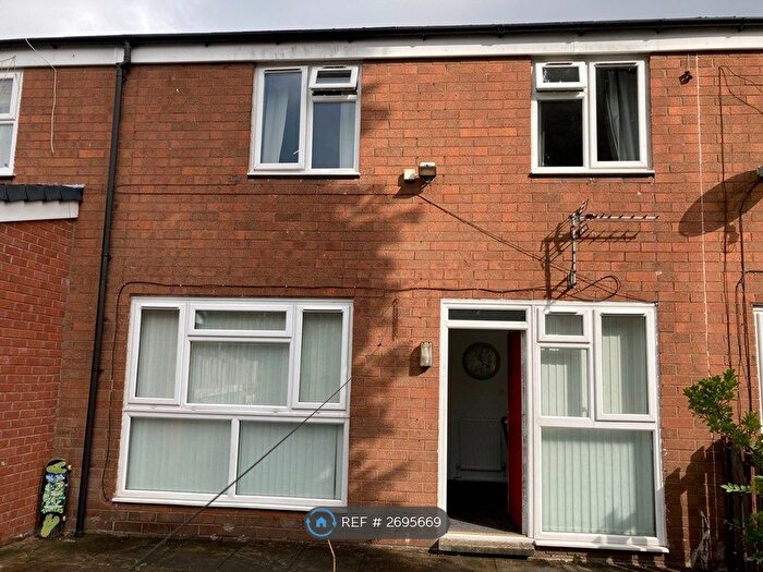2 Bedroom Terraced House To Rent In Freetown Close, Manchester, M14