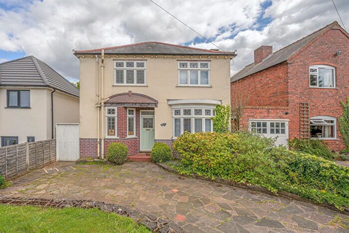 3 Bedroom Detached House For Sale In Wall Well, Halesowen, B63