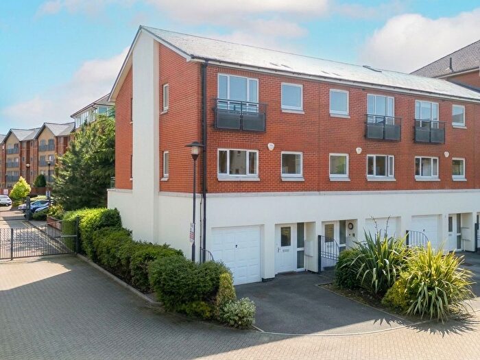 4 Bedroom End Terrace House For Sale In Park Wharf, Castle Boulevard, Nottingham, NG7