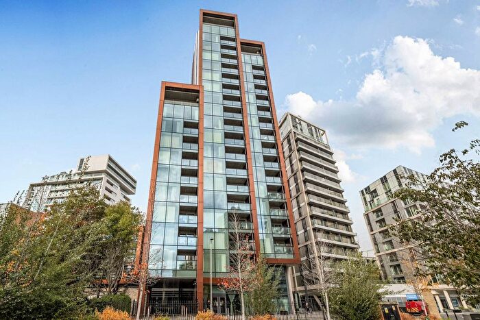 1 Bedroom Flat For Sale In Bronze Building, Wandsworth, London, SW18