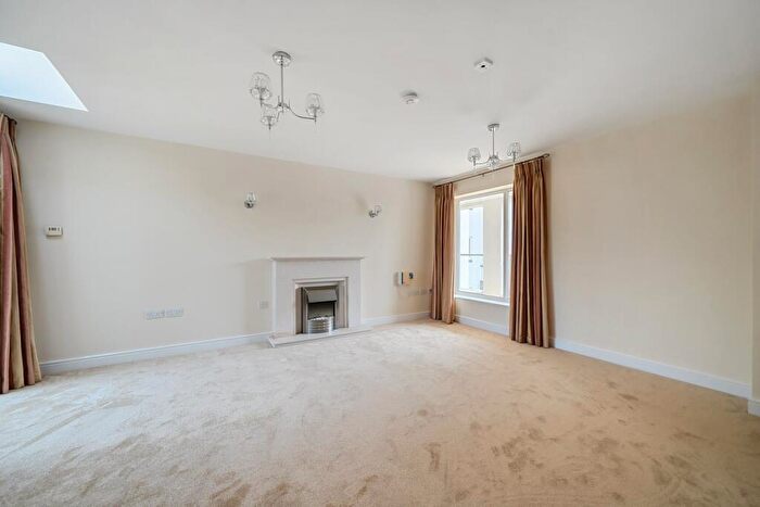 2 Bedroom Retirement Property For Sale In Main Street, Tiddington, Stratford-upon-Avon, CV37