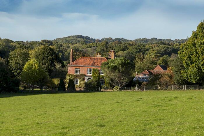 5 Bedroom Detached House For Sale In Vann Lane, Chiddingfold, Godalming, GU8