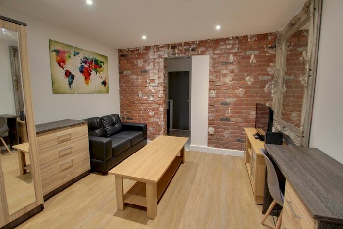 Studio To Rent In Braunstone Gate, Leicester, LE3