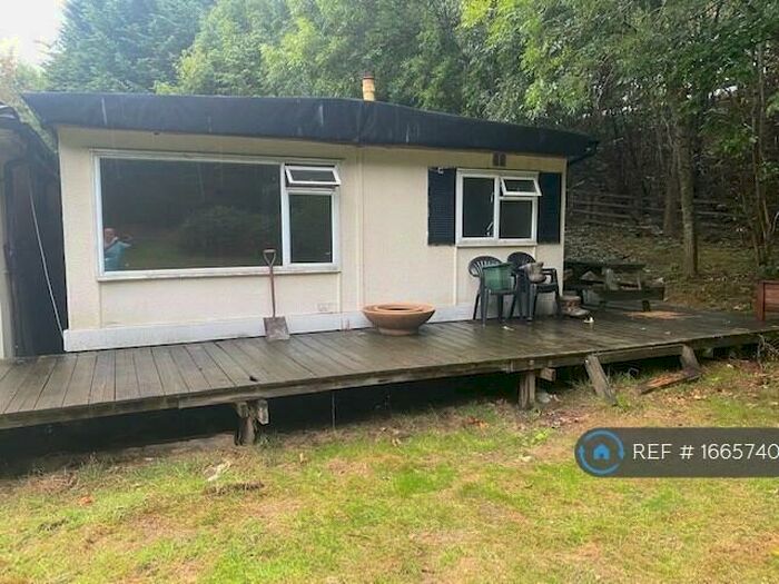 2 Bedroom Mobile Home To Rent In Ashford Road, Hollingbourne, Maidstone, ME17