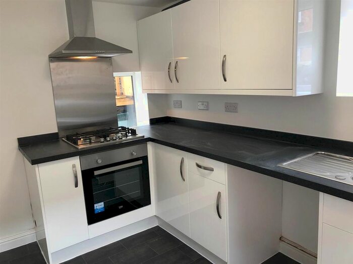 2 Bedroom Terraced House To Rent In Carlisle Street, Newton Abbot, TQ12