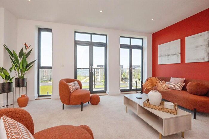 4 Bedroom End Of Terrace House For Sale In Guston Heights, Guston, Dover, CT15