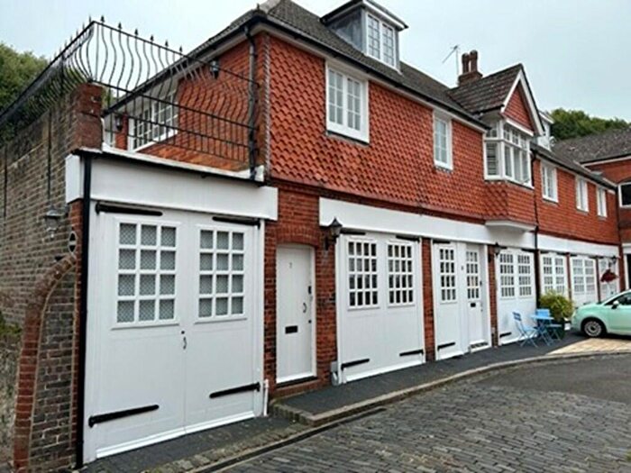 3 Bedroom Mews To Rent In De Walden Mews, Eastbourne, East Sussex, BN20