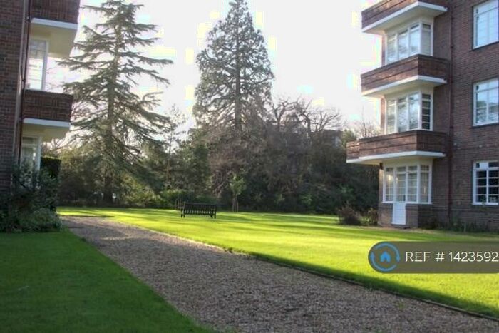 2 Bedroom Flat To Rent In Grange Court, Cambridge, CB3