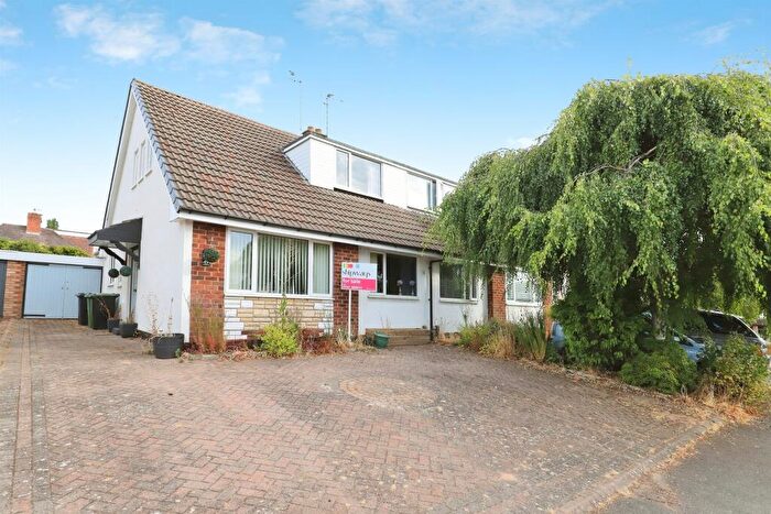 3 Bedroom Semi-Detached House For Sale In Milestone Drive, Hagley, Stourbridge, DY9