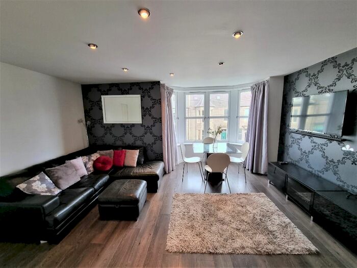 2 Bedroom Flat To Rent In St Swithin Street, West End, Aberdeen, AB10