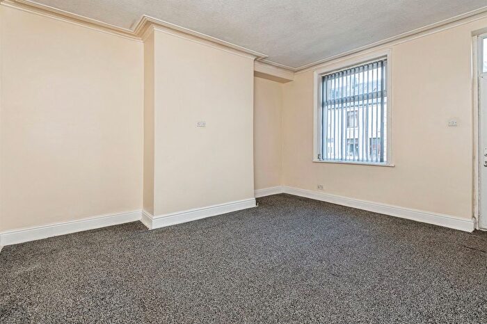 3 Bedroom Terraced House For Sale In Burton Street, Bradford, BD4