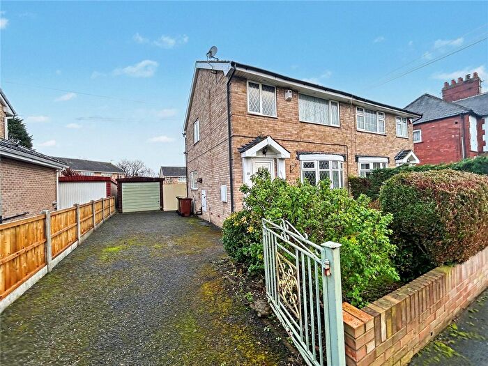 3 Bedroom Semi-Detached House For Sale In Cliff Street, Wakefield, West Yorkshire, WF2