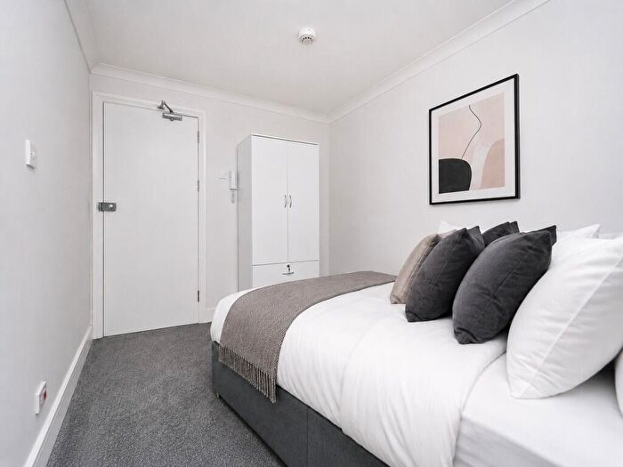 Studio To Rent In Flat Oriental Place, BN1