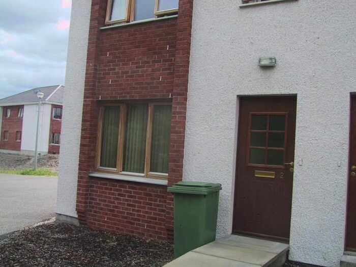 2 Bedroom Flat To Rent In Berneray Court, Inverness, IV2