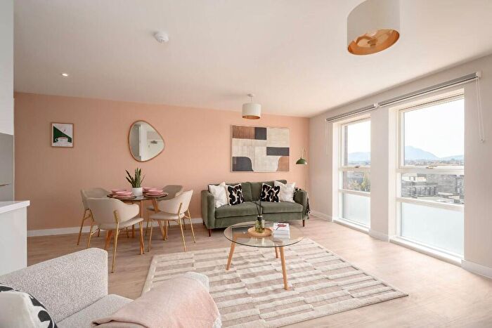 2 Bedroom Apartment To Rent In Stead's Place, Edinburgh, EH6