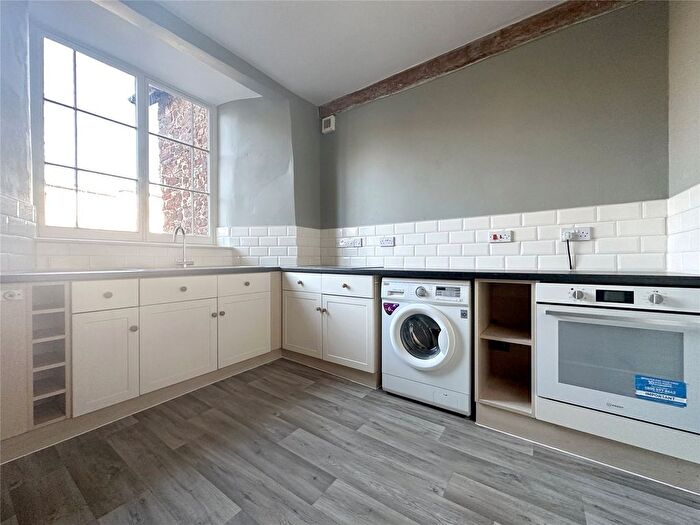 1 Bedroom Flat To Rent In The Mint, Exeter, EX4