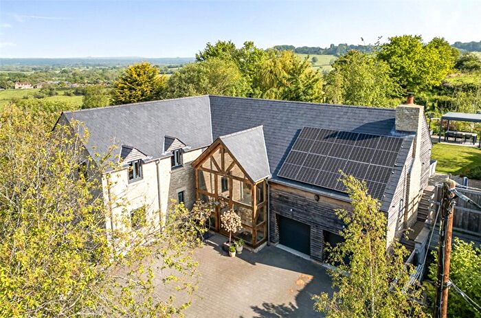 5 Bedroom Detached House For Sale In Studley Hill, Studley, Calne, Wiltshire, SN11