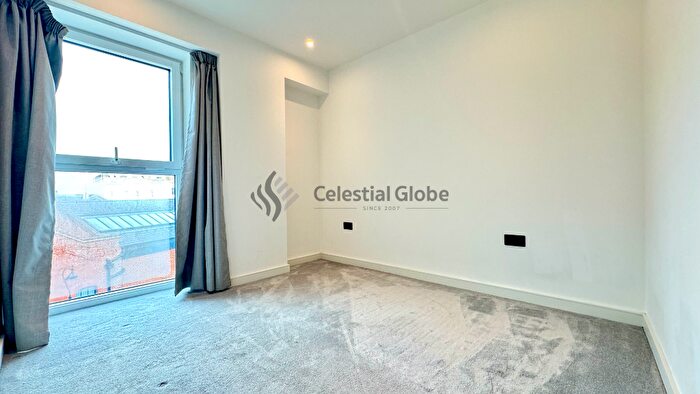 2 Bedroom Apartment To Rent In Heritage Walk, Kingston Upon Thames, Surrey, KT1