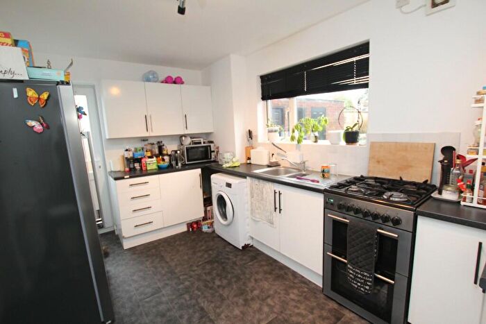 3 Bedroom End Of Terrace House To Rent In Mayfield Park South, Bristol, BS16