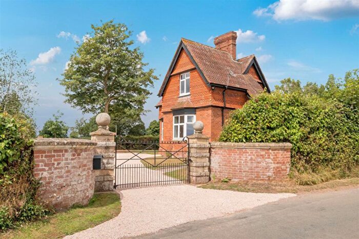 3 Bedroom Detached House For Sale In Thorverton, Exeter, EX5